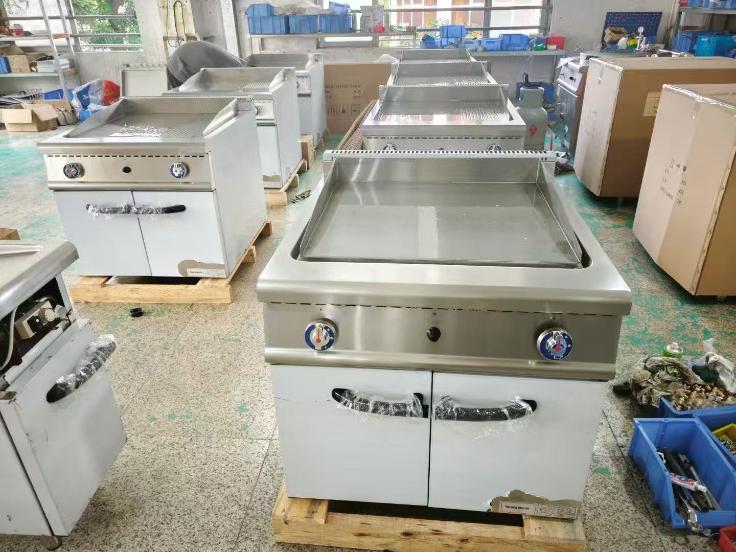 業務用ホテルレストラン厨房用自立型ホットプレート、キャビネッ - Commercial Kitchen Griddle のレビューと価格
